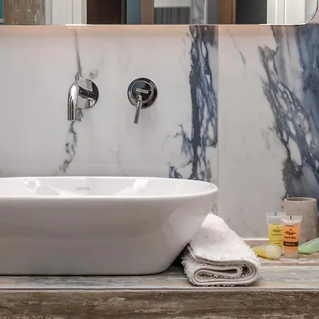 Talizeti - Adults Only *