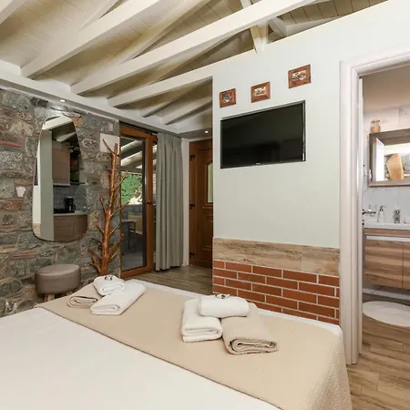 Апартаменты Talizeti - Adults Only *