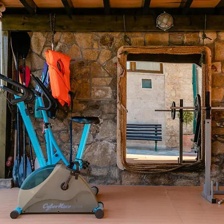 Talizeti - Adults Only *